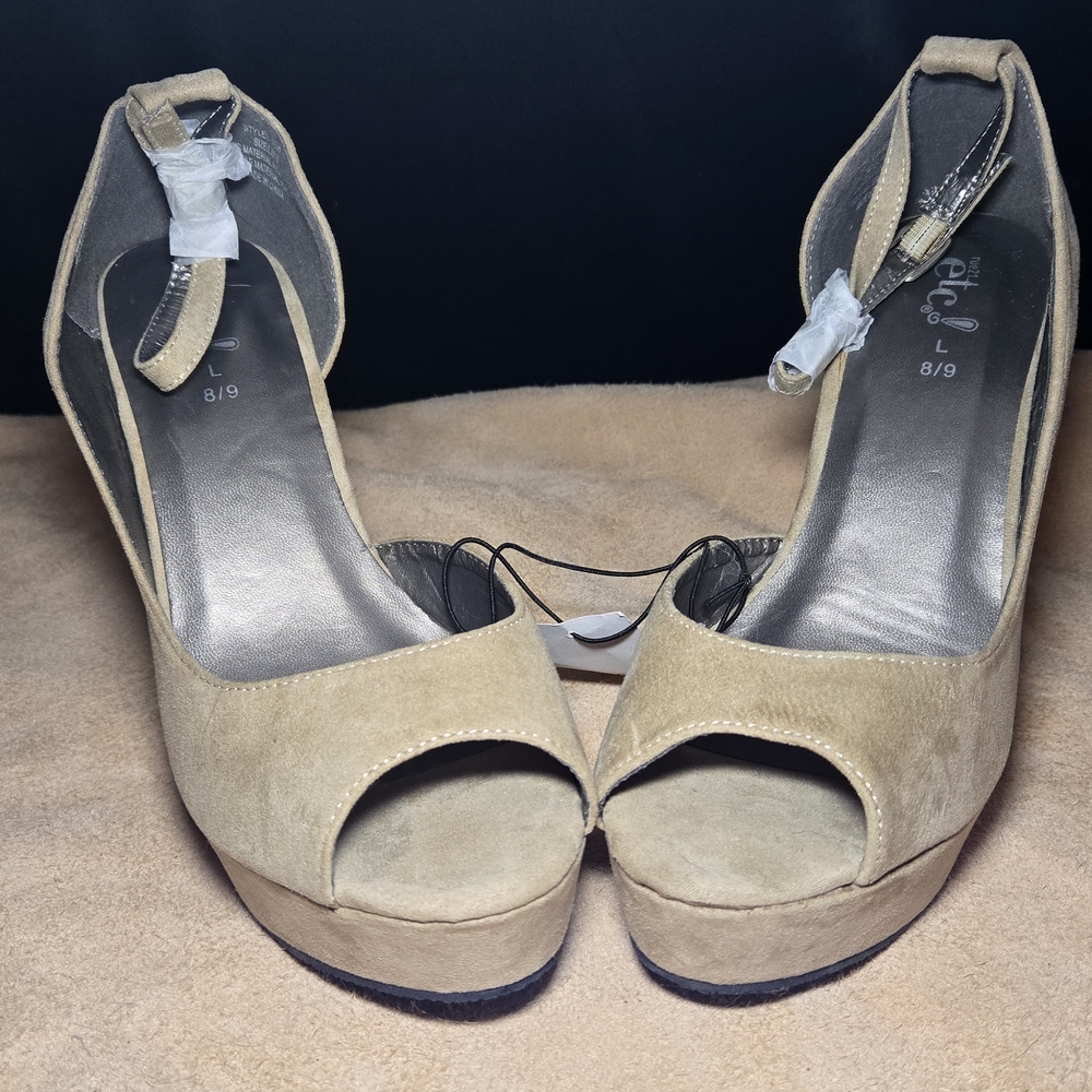 Peep-Toe Velvet Platform Shoes